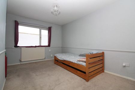 2 bedroom semi-detached house to rent - Photo 2