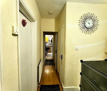 Room in a Shared Flat, Renters Avenue, NW4 - Photo 3