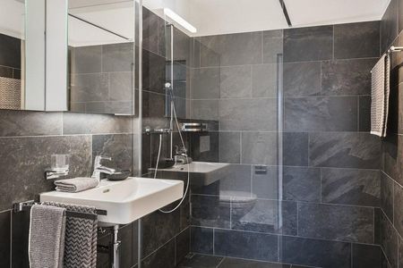 Traumhafte 5.5-Zimmer-Wohnung im Grünen zu vermieten - Foto 2