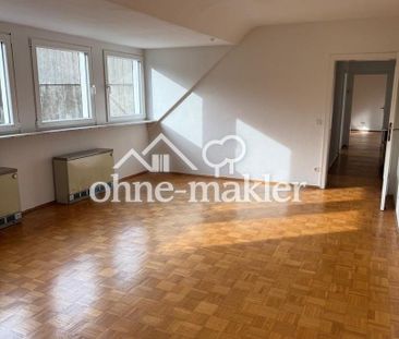 Helle 2‑Zimmer‑Dachgeschosswohnung mit Parkett in Bestlage – Essen‑... - Photo 6