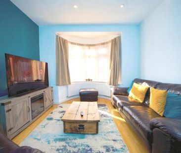 3 bedroom terraced house to rent - Photo 1