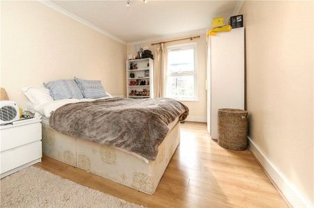 Strathleven Road, London, SW2 5LA - Photo 4