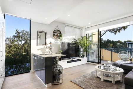 RESORT STYLE LIVING - ONE BEDROOM GEM! - Photo 4