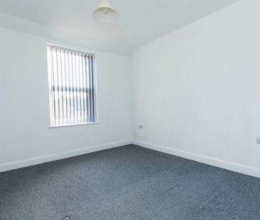 1 Bed Flat, Rifle Street, NG7 - Photo 4