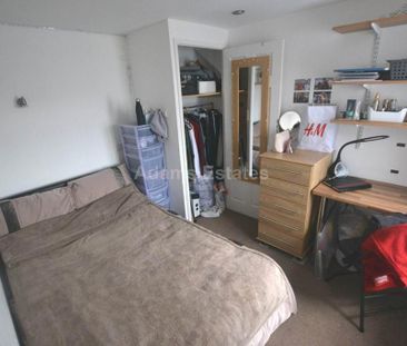 6 bedroom terraced house to rent - Photo 3