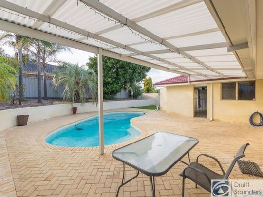 Stylish Renovated Family Home with Pool in Prime Location HOME OPEN SATURDAY 02 MAY AT 9.00AM SHARP! - Photo 1