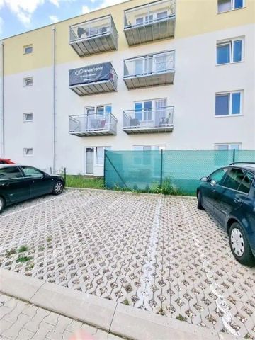 Byt 1+kk v novostavbě se soukromou předzahrádkou, komorou a parkovacím stáním - Fotografie 2
