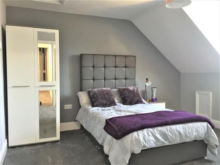 1 bedroom in a house share to rent - Photo 4