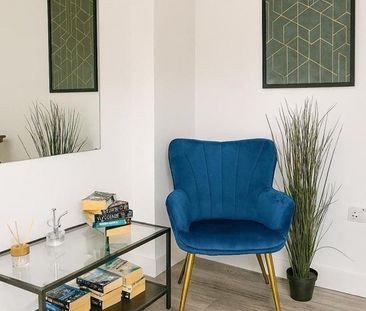 3 bedroom ground floor flat to rent - Photo 1