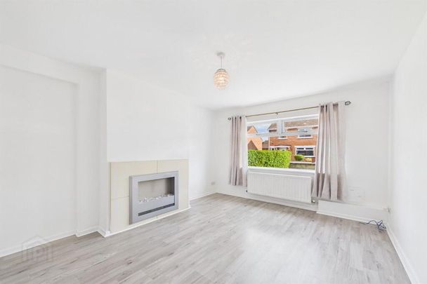 11 Beattie Park Central, Dunmurry, Belfast, BT17 9BE - Photo 1