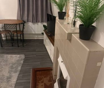 1 Bed Flat, Bristol House, SE11 - Photo 2