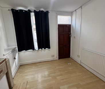 2 Bed Terrace Twycross Street Leicester LE2 - Ace Properties - Photo 5