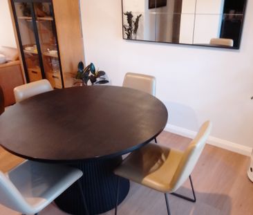 South Perth - Photo 1