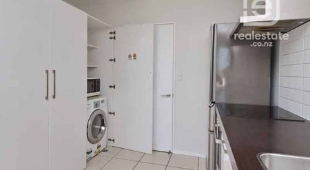 Sunny Furnished Apartment - Photo 5