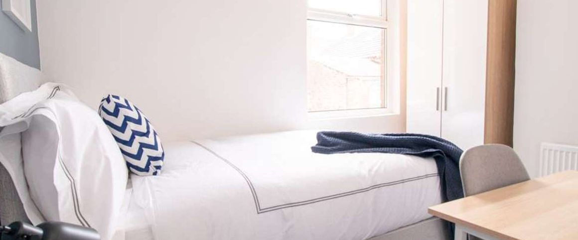 Coningsby Road Room 2 - Photo 1