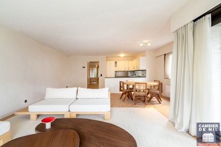 Ruim, ongemeubeld hoekappartement nabij het Albertplein - Photo 4