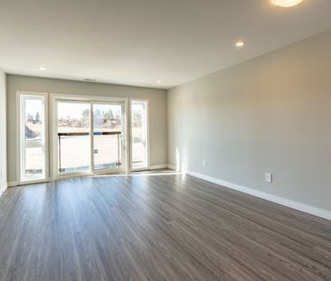 For Lease - 130 Otterbein Road Unit# 80, Kitchener, Ontario - Photo 4