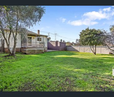 21 Specimen Hill Rd, Golden Square, Vic 3555 - Photo 5