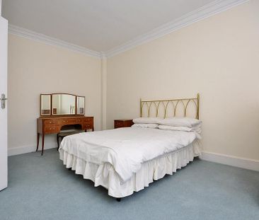 2 bedroom in Chesterfield Gardens - Photo 1