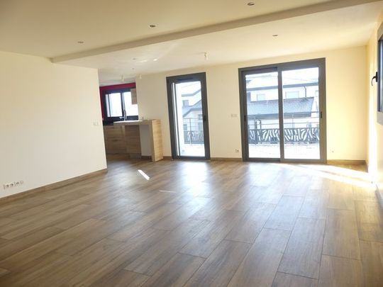 Maison mitoyenne 5 pièces meublé - Photo 1
