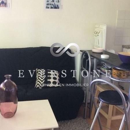 Appartement Neuilly Sur Seine 1 pièce 20.3 m2 - Photo 3