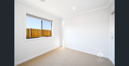 Modern 3-Bedroom Family Home in a Convenient Location - Photo 5