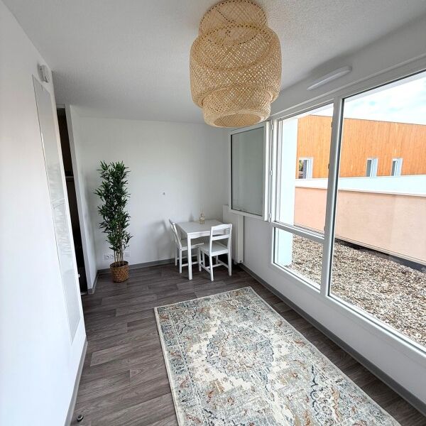Location Appartement 1 pièce 19m² FRANQUEVILLE ST PIERRE 76520 - Photo 1