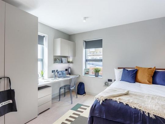 Studio to rent - Photo 1