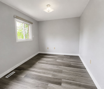 For Lease - 164 Daniels Crescent Unit# Main, Ajax, Ontario - Photo 6