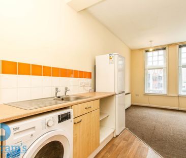 1 bed Apartment for Rent - Photo 3