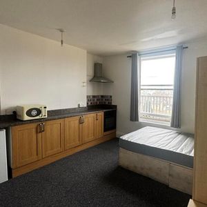 Studio to rent - Photo 3