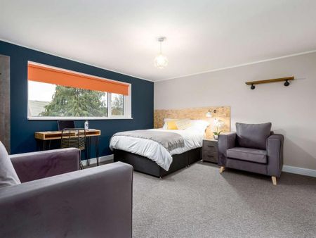 1 bedroom in a house share to rent - Photo 2