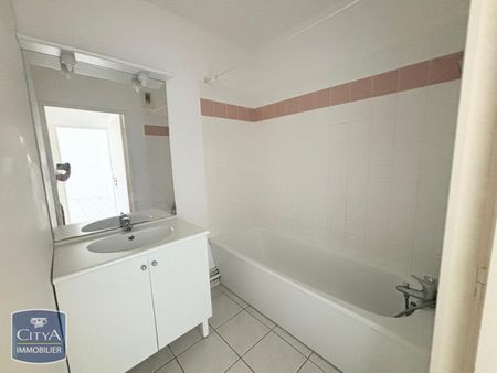 Location Appartement 2 pièces 54m² CAMBRAI 59400 - Photo 3