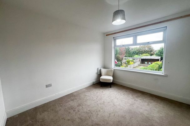 Beverley Road - Photo 1