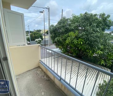 Location Maison 5 pièces 83m² LE PORT 97420 - Photo 3