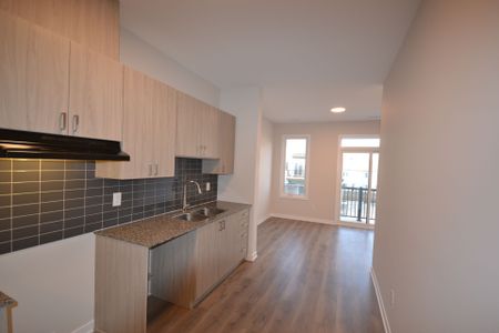 For Lease - 800 Utopie Private, Orleans - Convent Glen and Area, Ontario - Photo 4