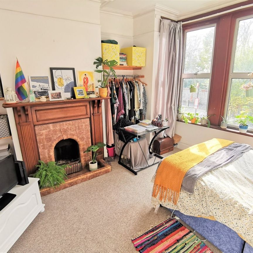 5 Bed Terraced House, Queens Park Terrace, BN2 - Photo 1