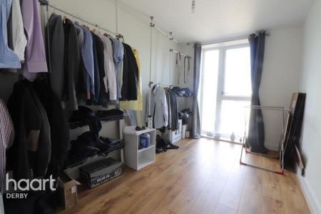 2 bedroom apartment to rent - Photo 3