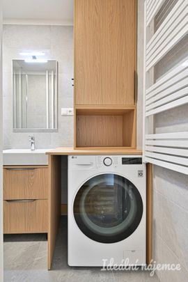 Pronájem bytu 3+kk 73 m2 - Фото 1