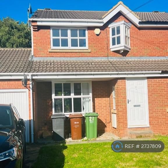 3 bedroom semi-detached house to rent - Photo 1