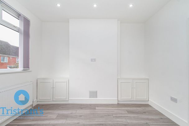 2 bed Mid Terraced House for Rent - Photo 1