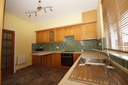 1a Coryton Rise, Whitchurch, Cardiff CF14 7EJ - Photo 3