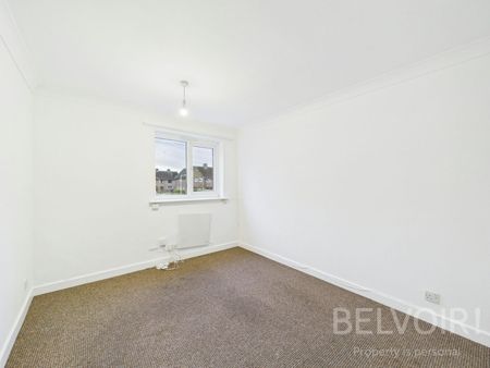 Flat to rent on - Photo 4
