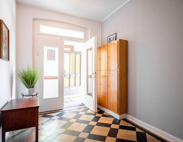 Renovierte und barrierearme Erdgeschosswohnung mit EBK und Gartennutzung in Bielefeld Stieghorst - Foto 1
