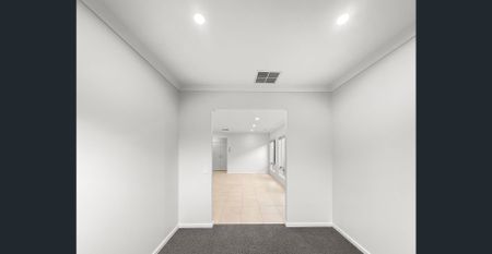 🏠 Brand New 4-Bedroom in Eynesbury - $350pw - Photo 3