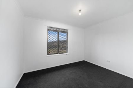 Practical Family Home - Photo 3