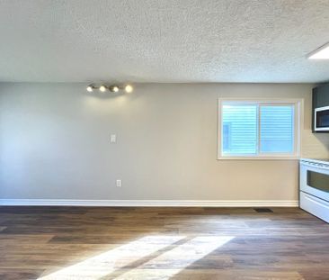 For Lease - 2081B Snow Crescent, Mississauga, Ontario - Photo 4