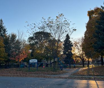 For Lease - 6 Romanway Crescent, Toronto, Ontario - Photo 4