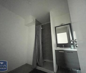 Location Appartement 2 pièces 39m² BORDEAUX 33300 - Photo 3