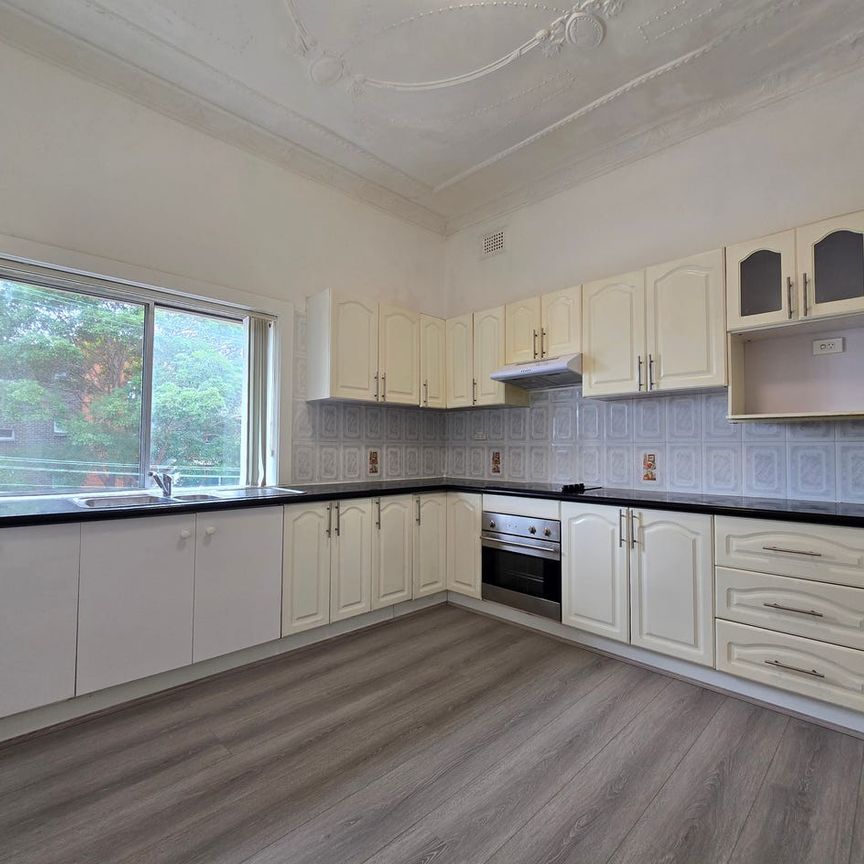 Renovated 3-Bedroom Unit in a Prime Bexley Location - Photo 1